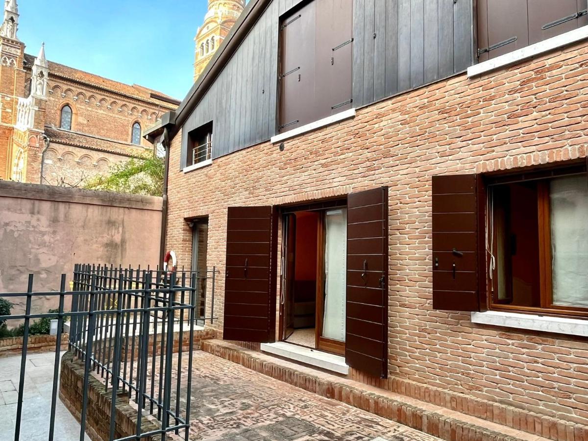 Ca' Tintoretto Venice Exterior photo